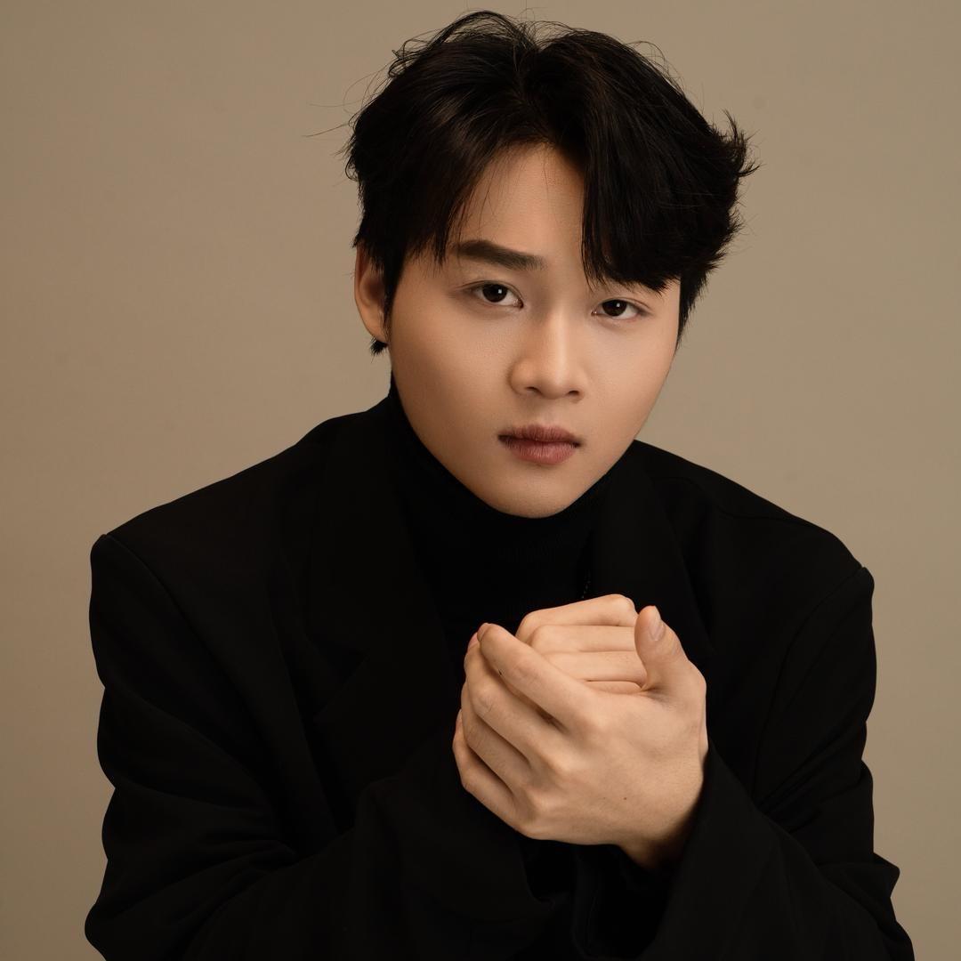 摩登美发学院L（招学员）