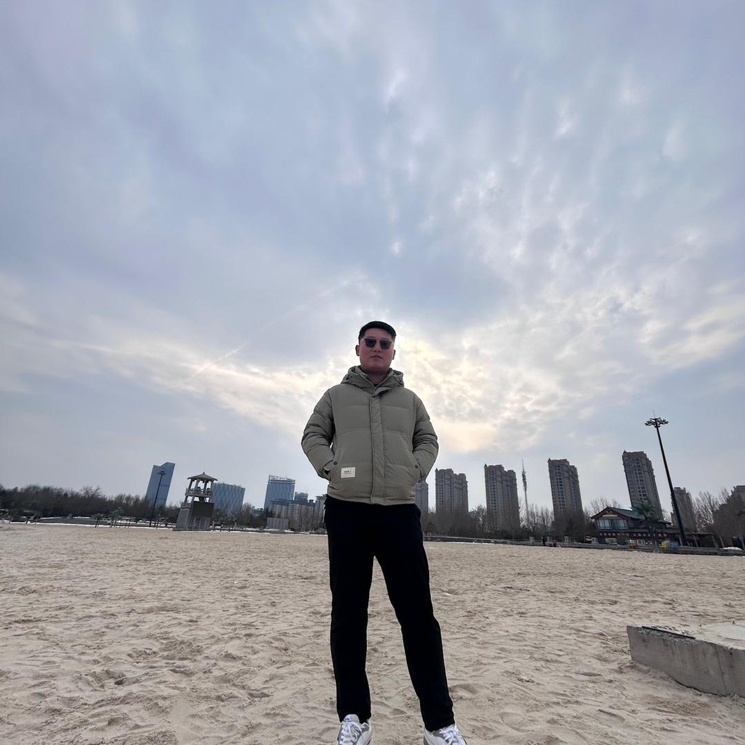 胡鹏宇