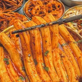 卖粉耗子的帅哥