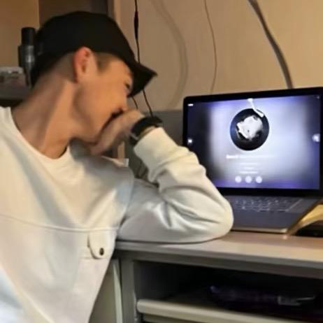 ✿̶҉̶̶͜ ̶s̶t̶r̶a̶n̶g̶