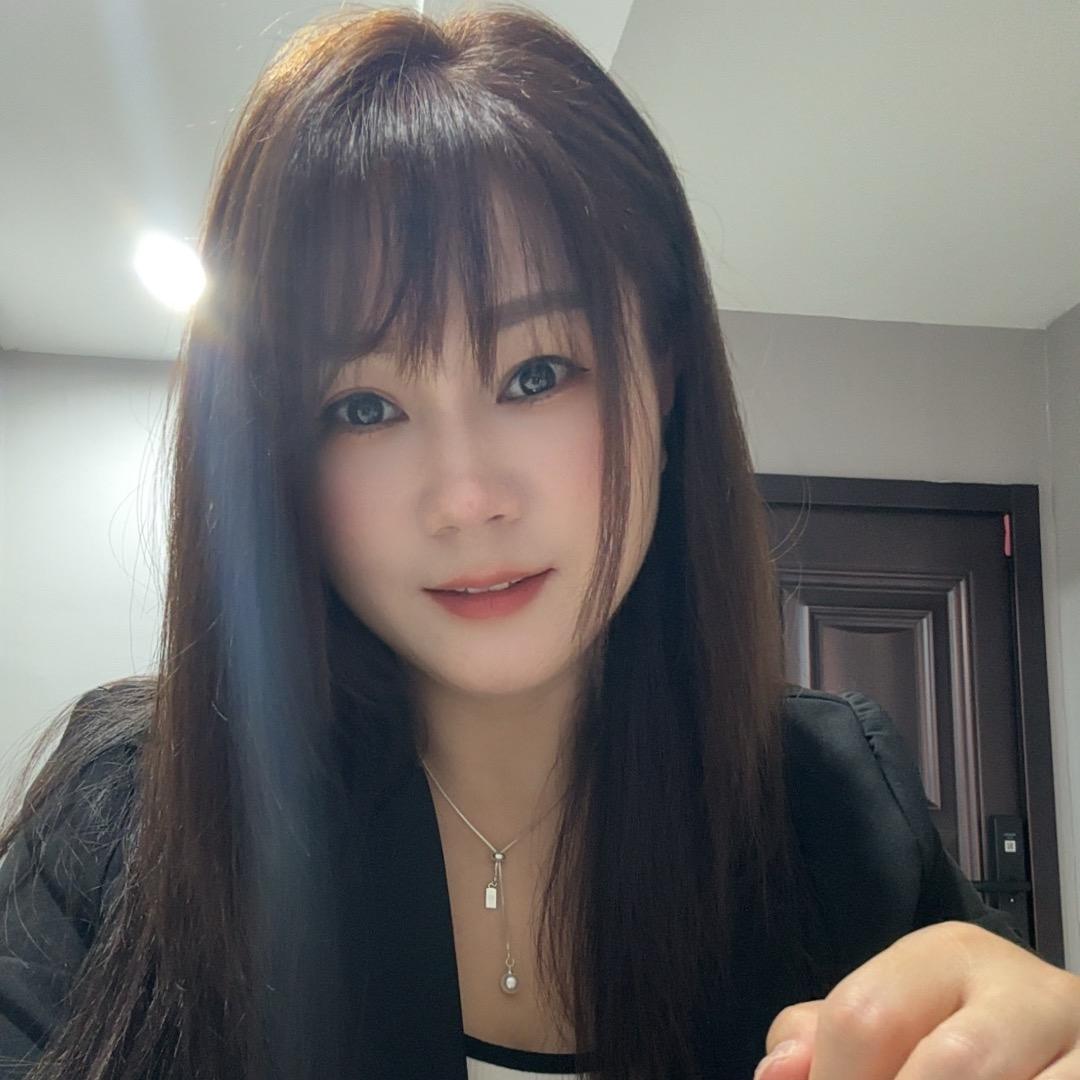 笑笑😊
