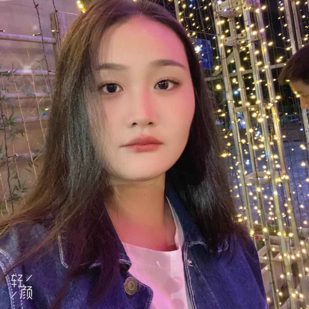 是曼曼吖
