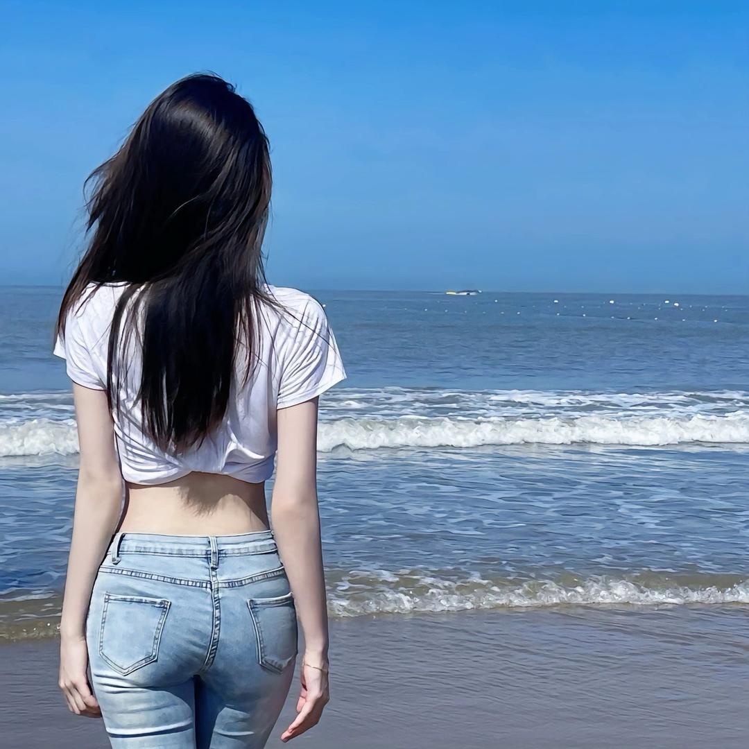 静静͏