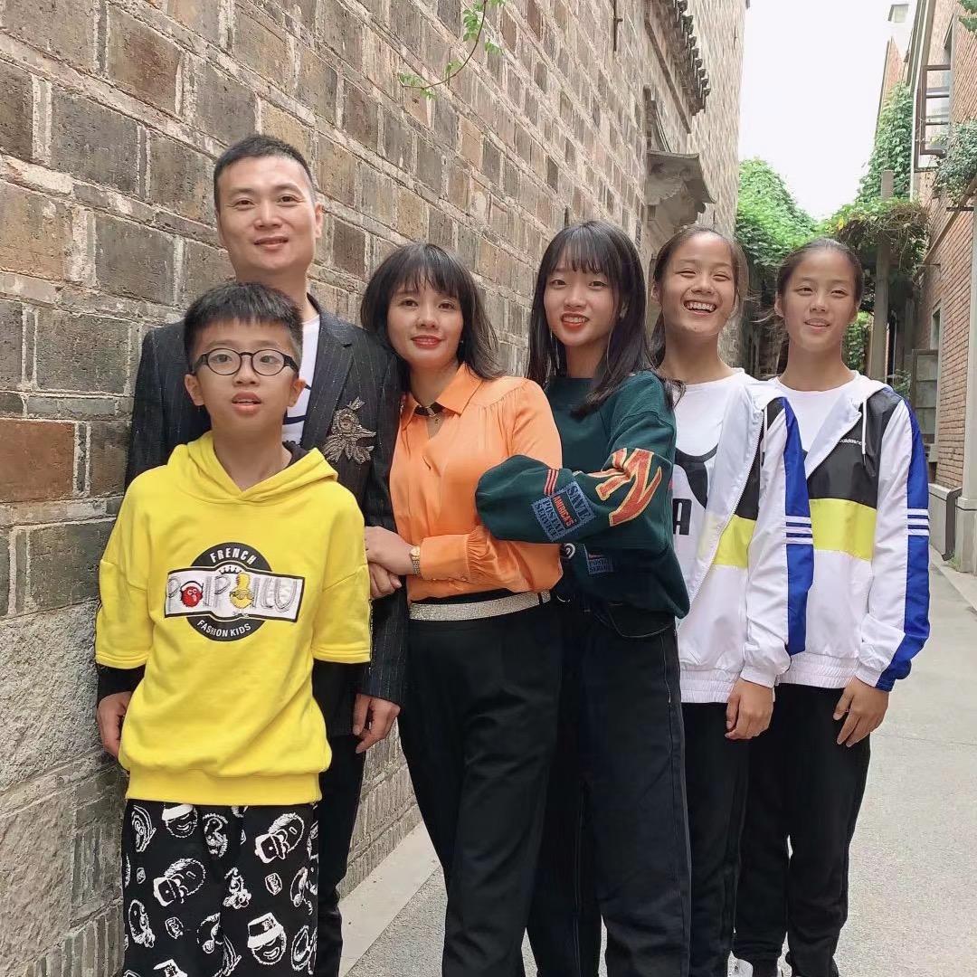 云姐一家人