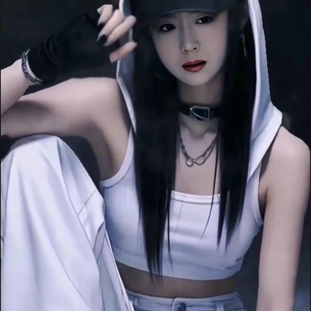 洛薇