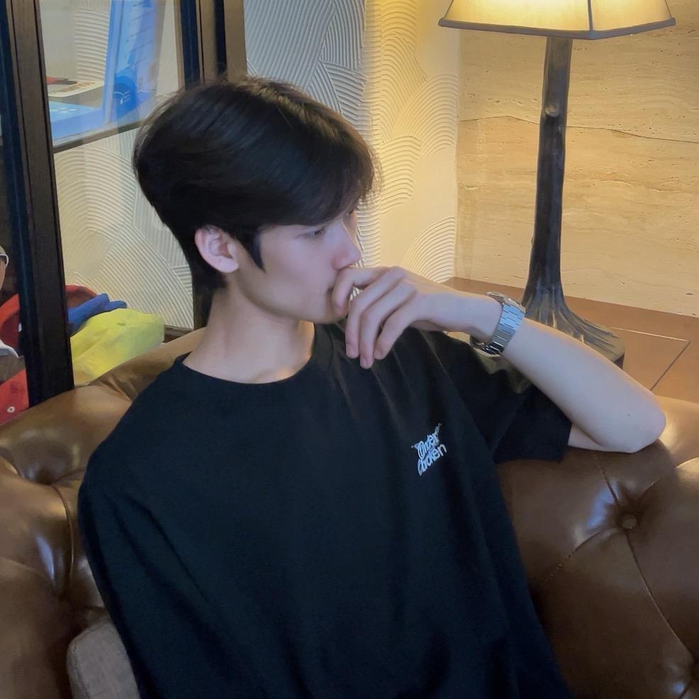 Johnny·