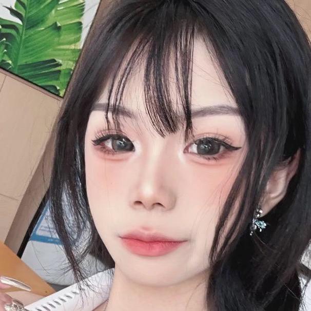 莹莹莹