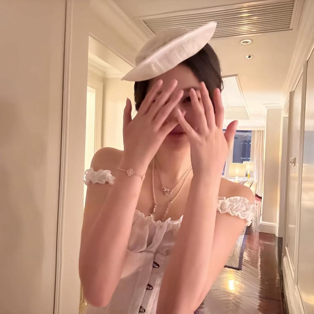 枝枝wei~