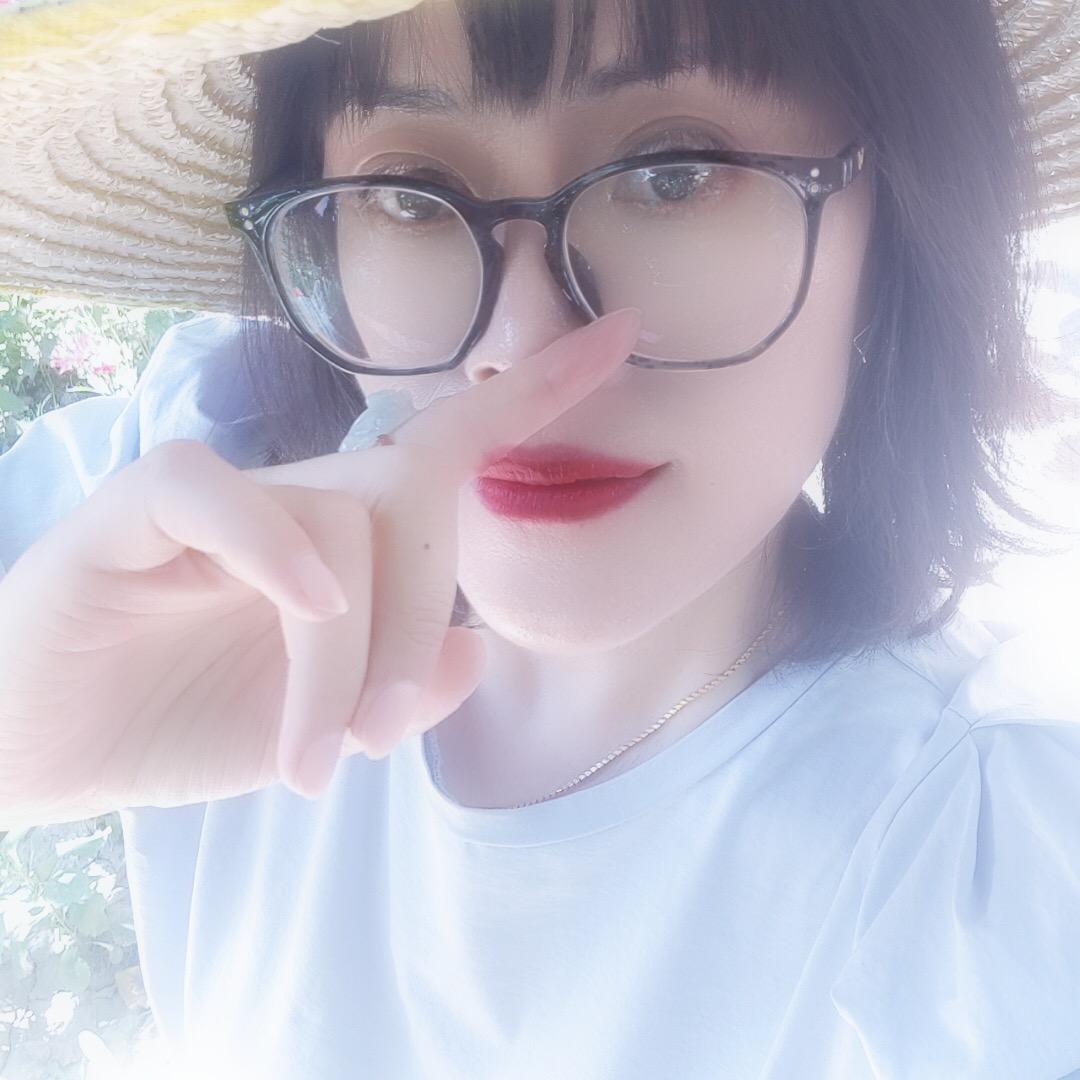思芸（芸萱萱）🌻
