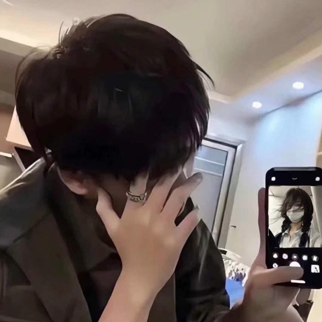 寐柒