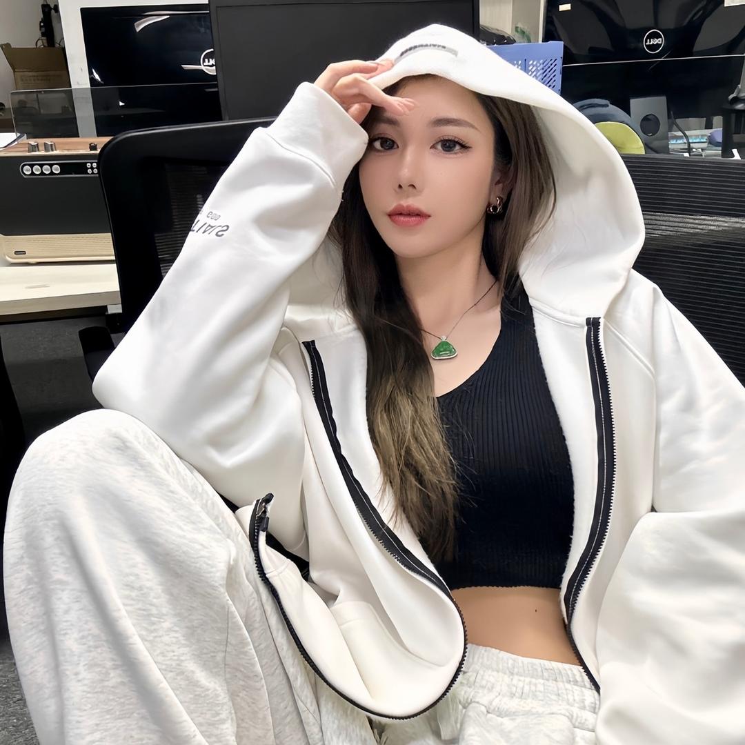 T壹佰潮牌女装