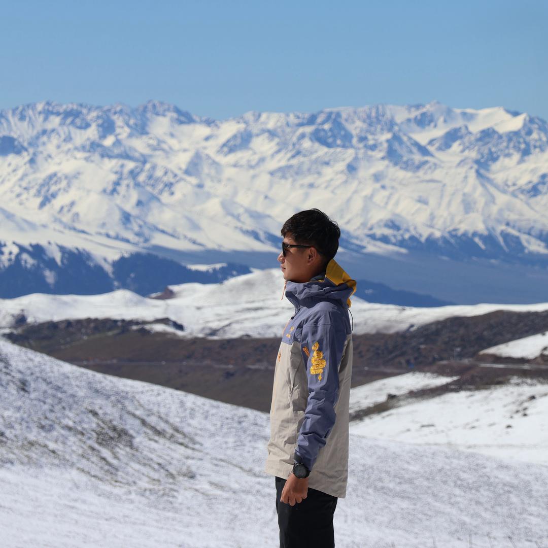 小蔡-户外旅行-徒步-爬山