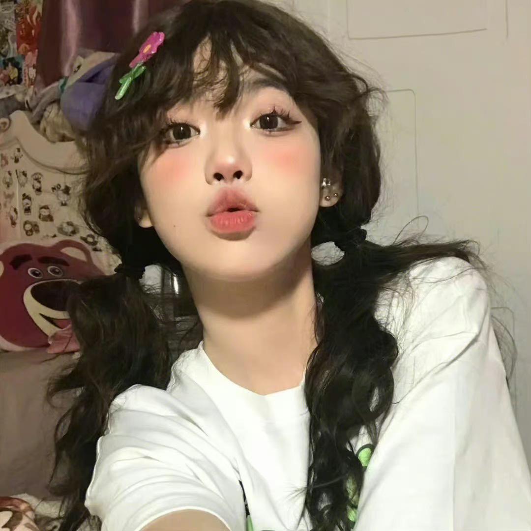 我酒量不行坐小孩那桌