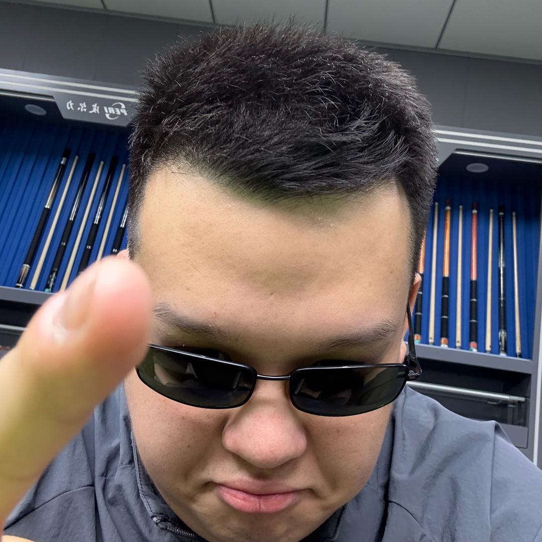 AAA贯虹台球器材小李