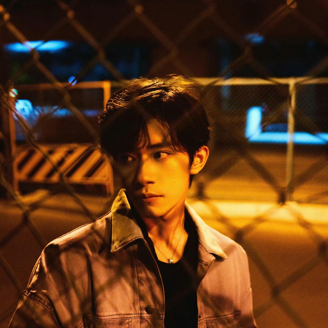 小小的我（丝💕必佪）