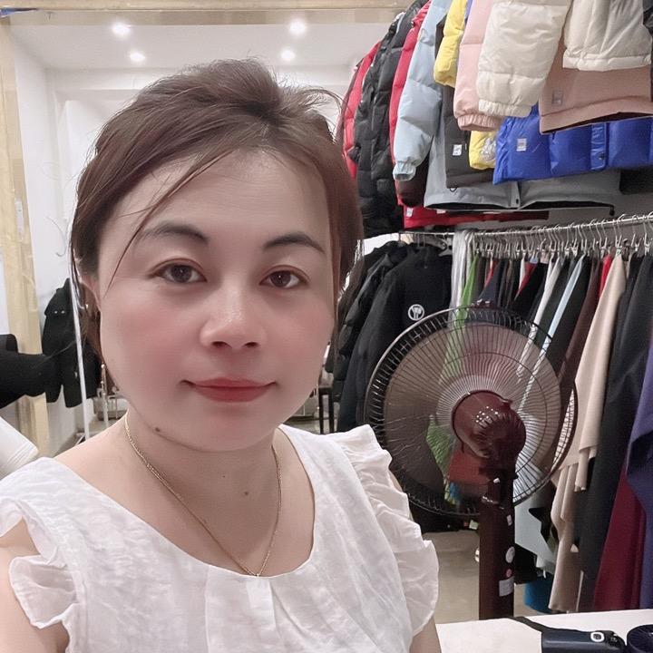 东风玲姐羽绒服