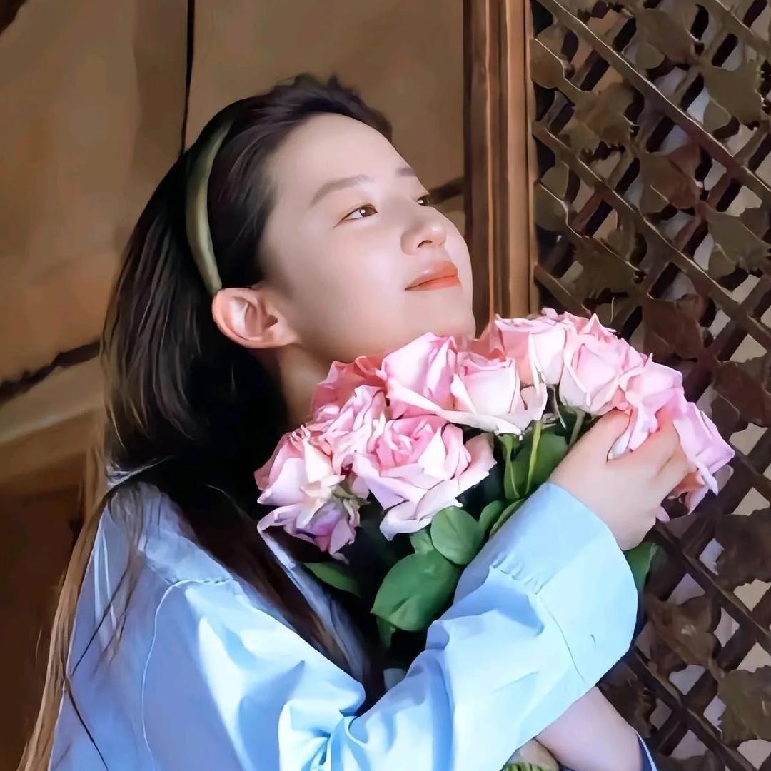 吃个泡芙