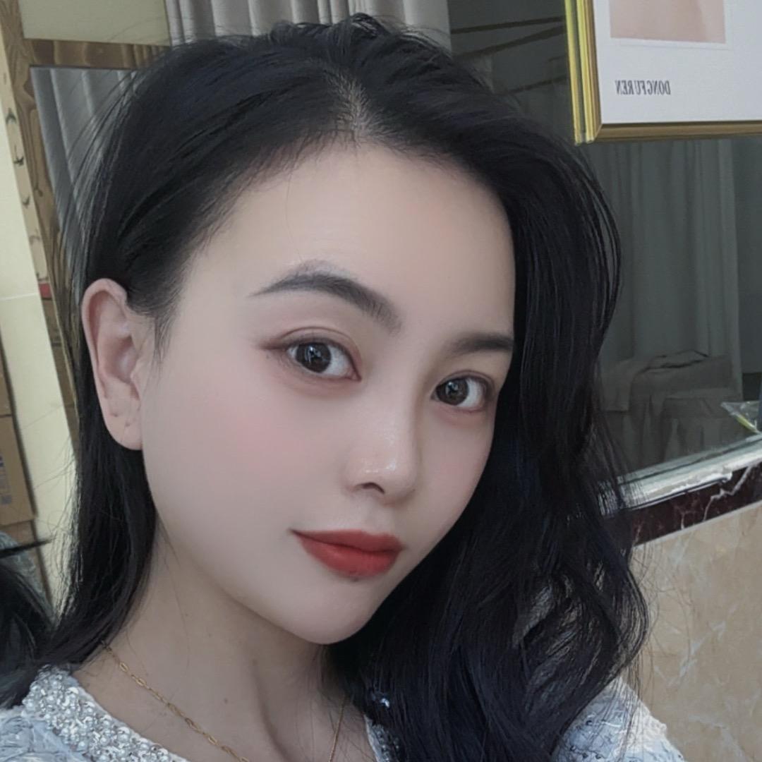 富顺素颜肌/玲哒