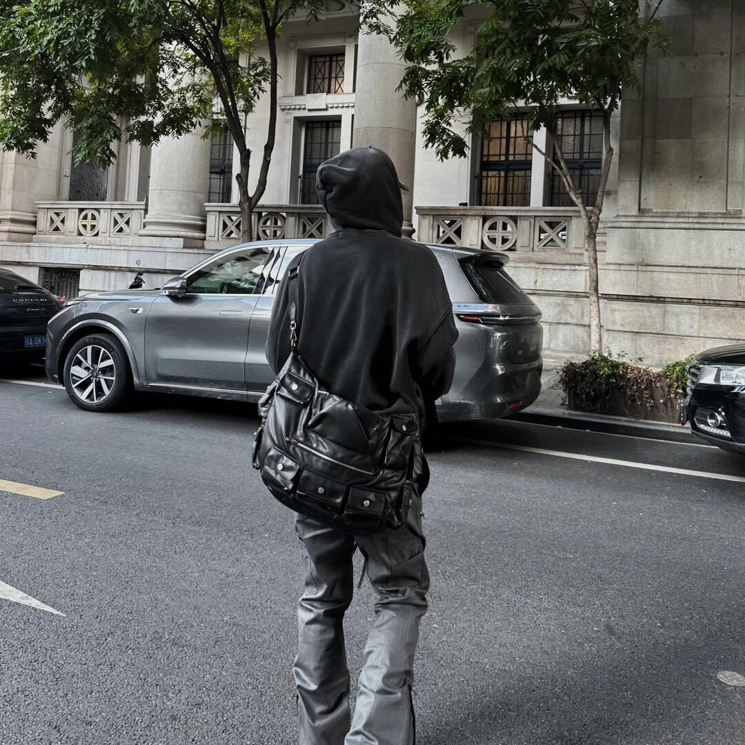 COCOQAZQ运动旗舰店