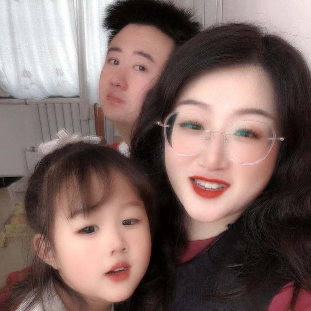 是小芳芳呀👨‍👩‍👧