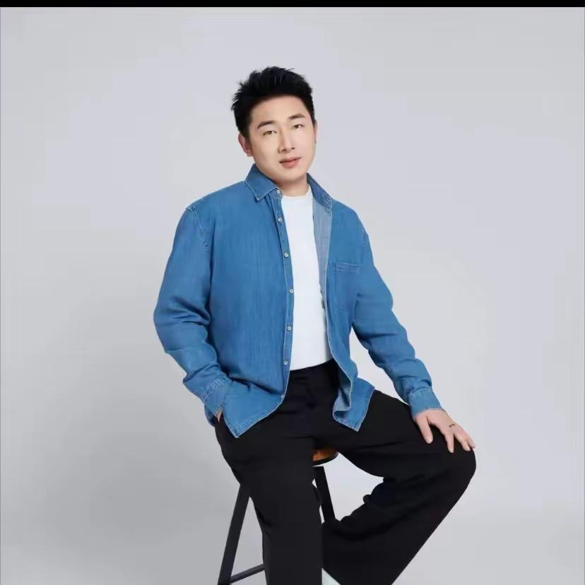 情报员文哥