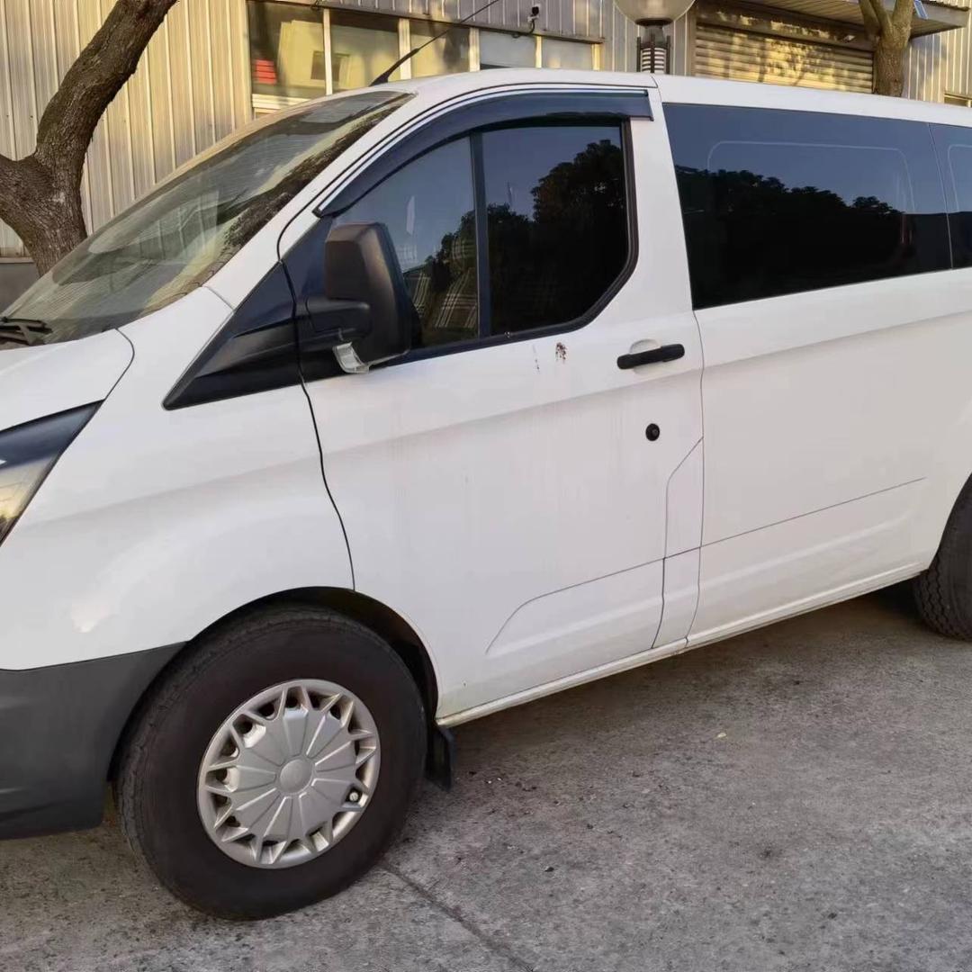全顺大通依维柯面包车