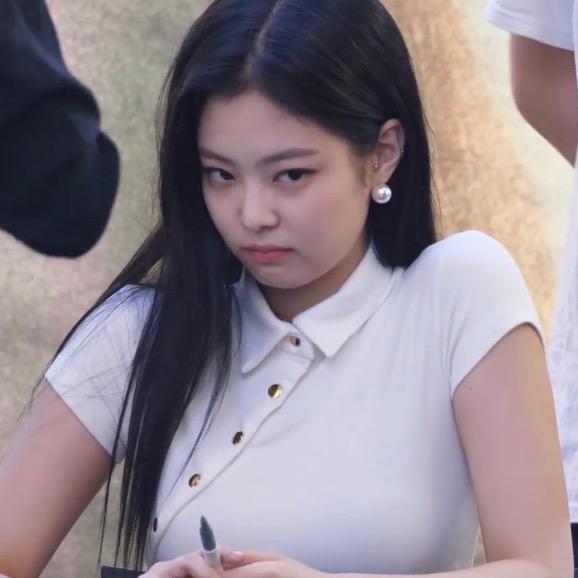 jennieru_byjane
