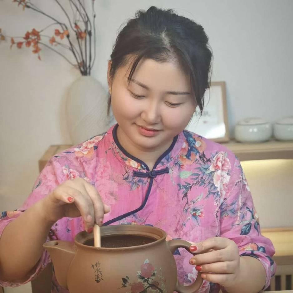 草本调肤师娟娟