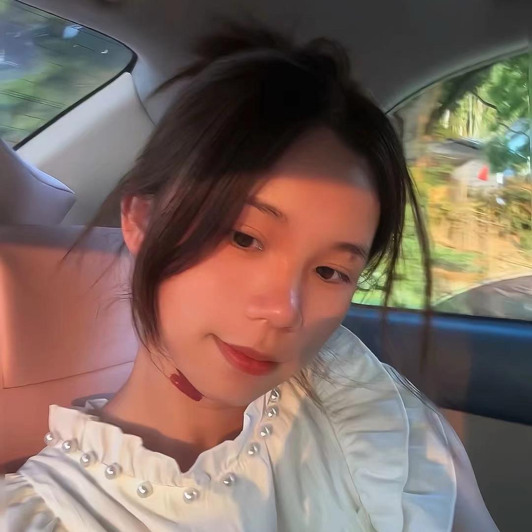 莉莉莉