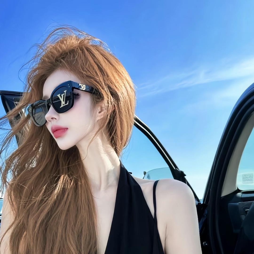 👙财神妹妹👩