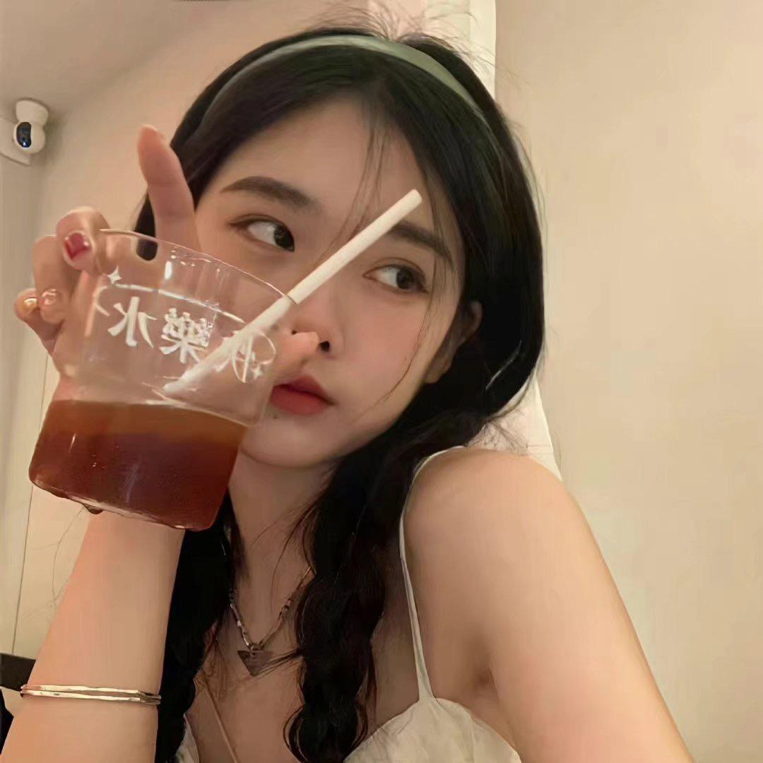 化妆师  雪梅