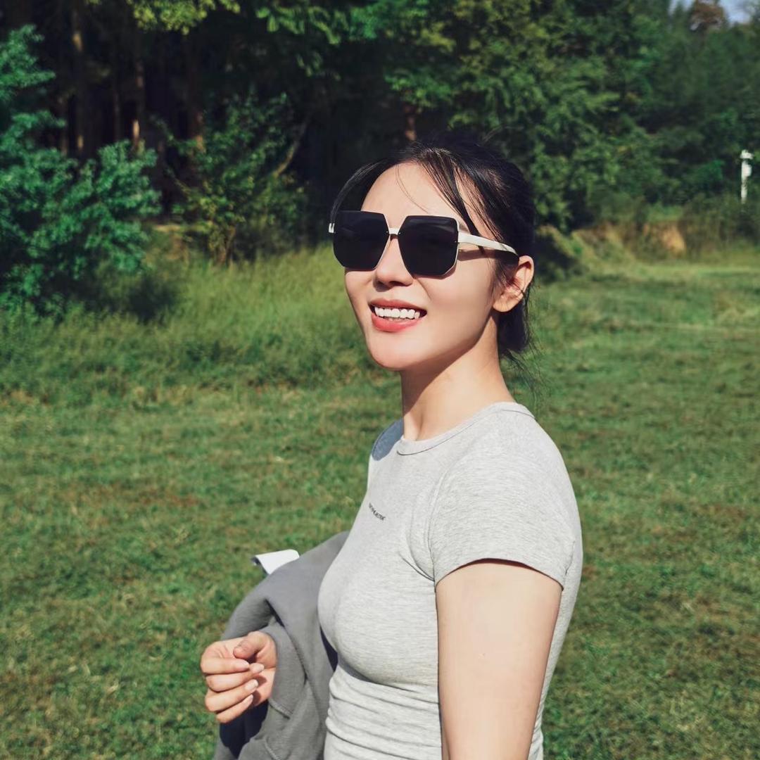 刘小张（带娃中）