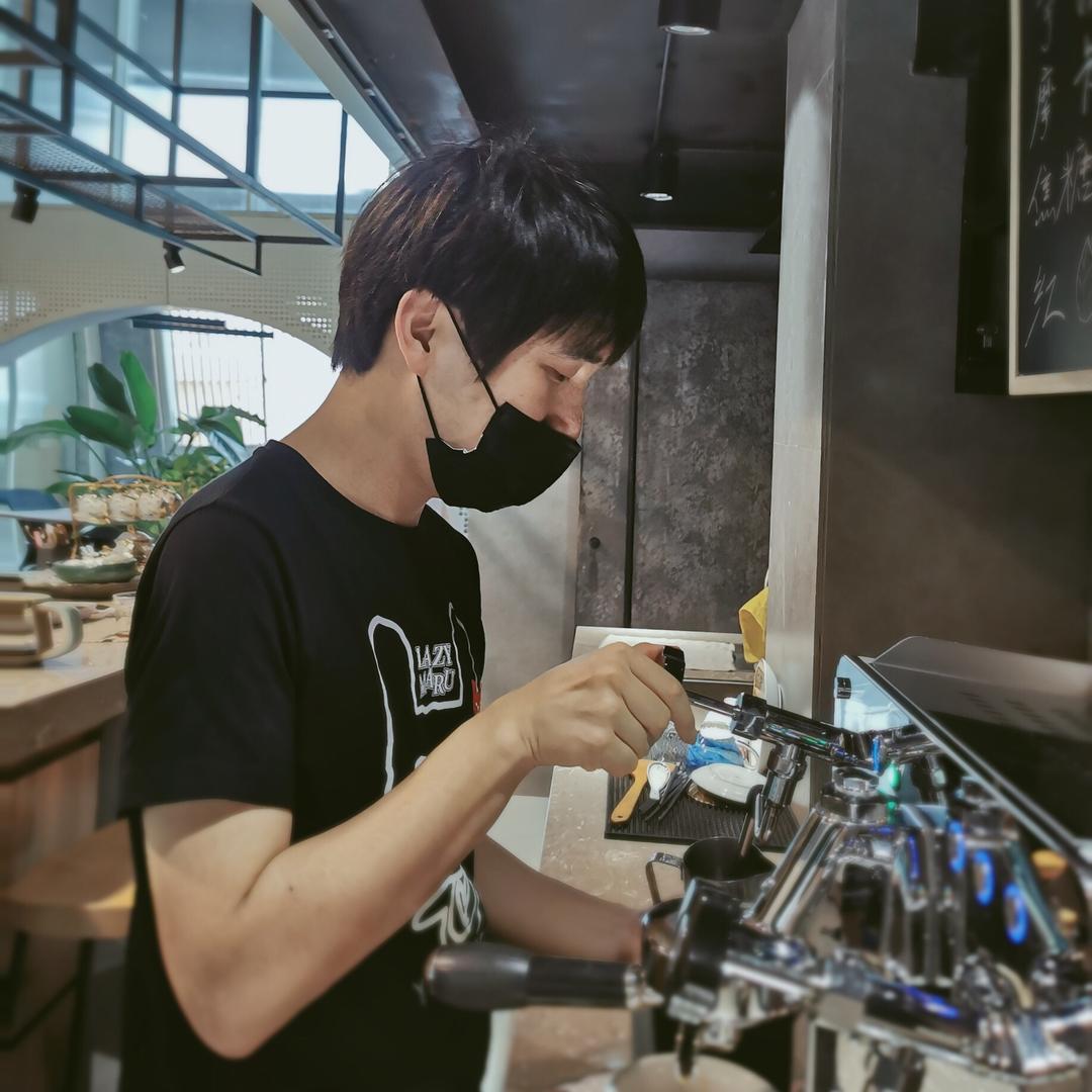 爱唠叨的杨叔「私房烘焙培训」