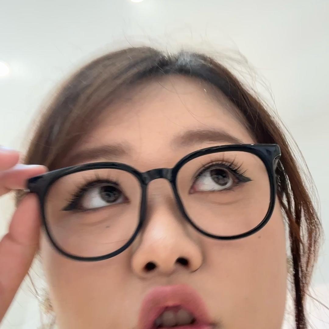 肖依雯哈哈哈哈💥