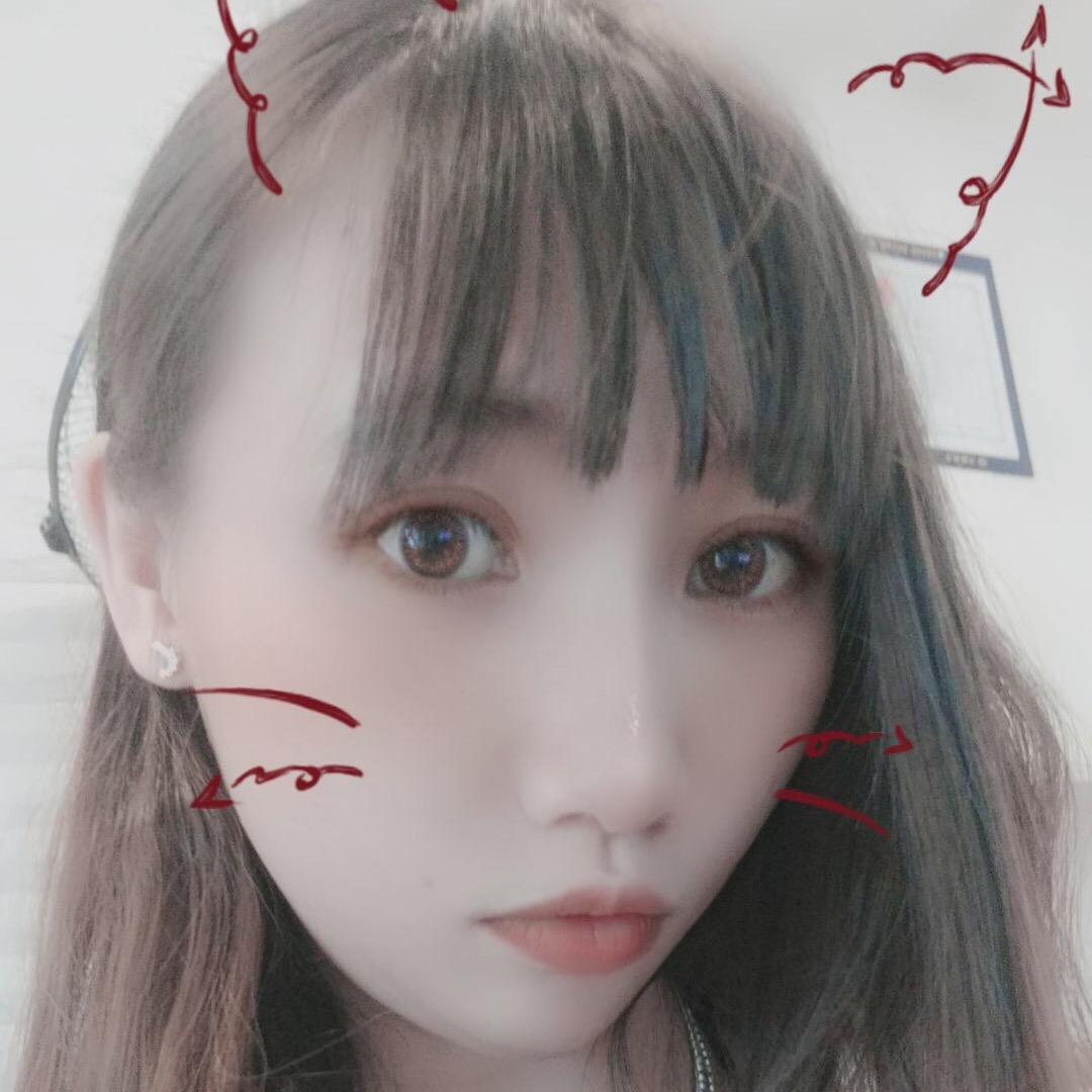 李佳瑶