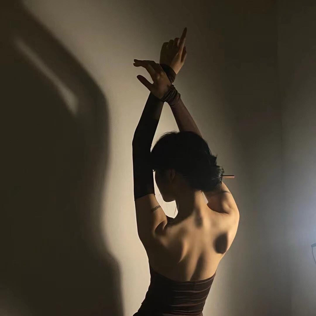 时尚～潮流.女装^_^