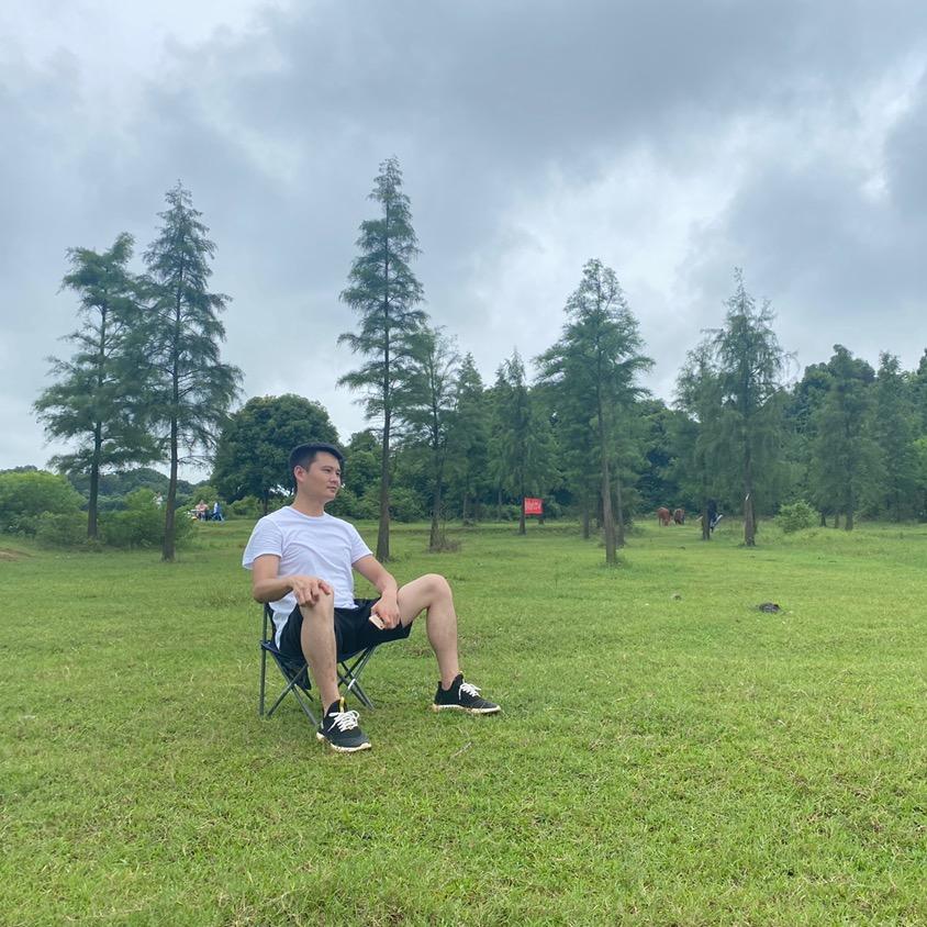 长沙稳得名车汇汽车批发基地 阿波