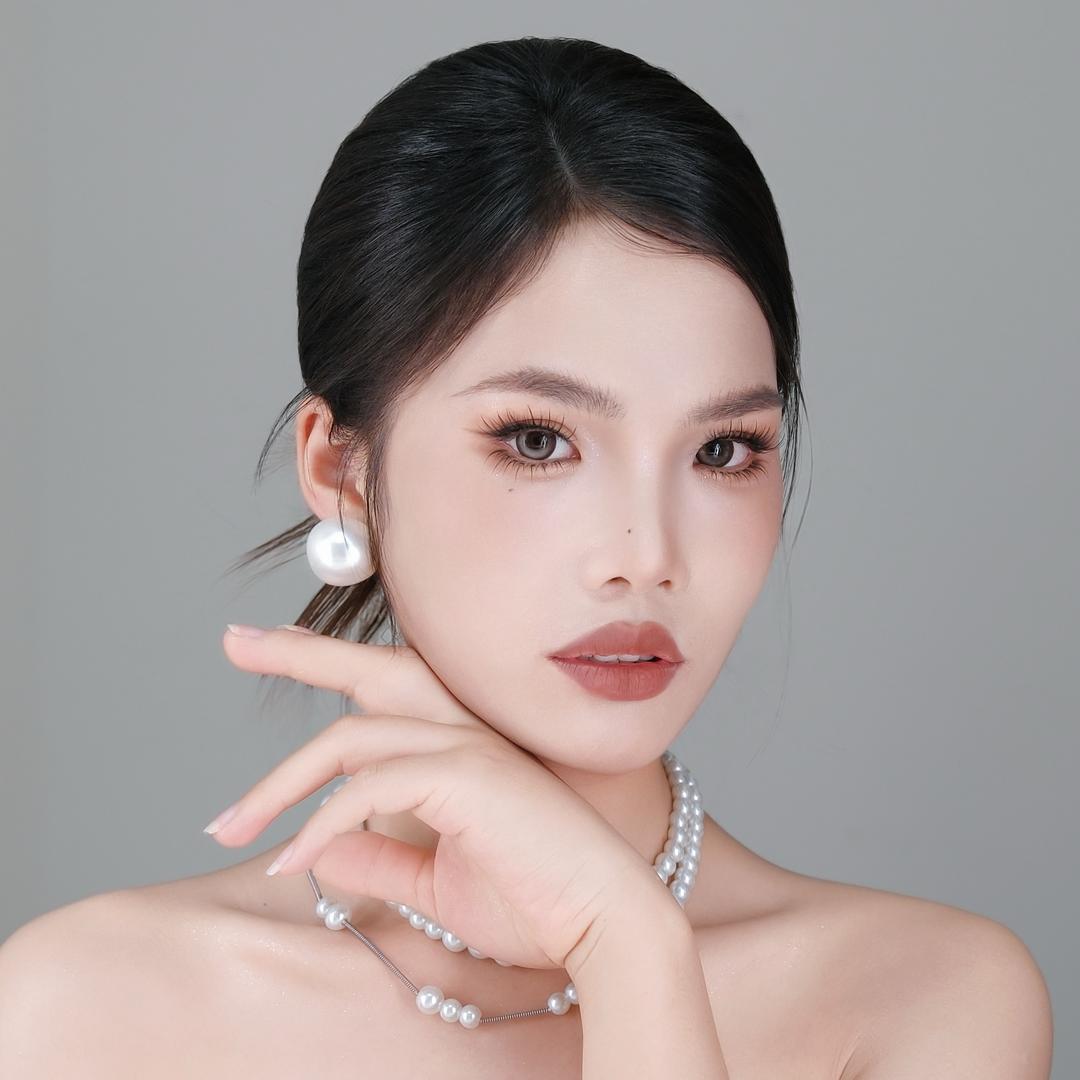 贵州化妆师千羽
