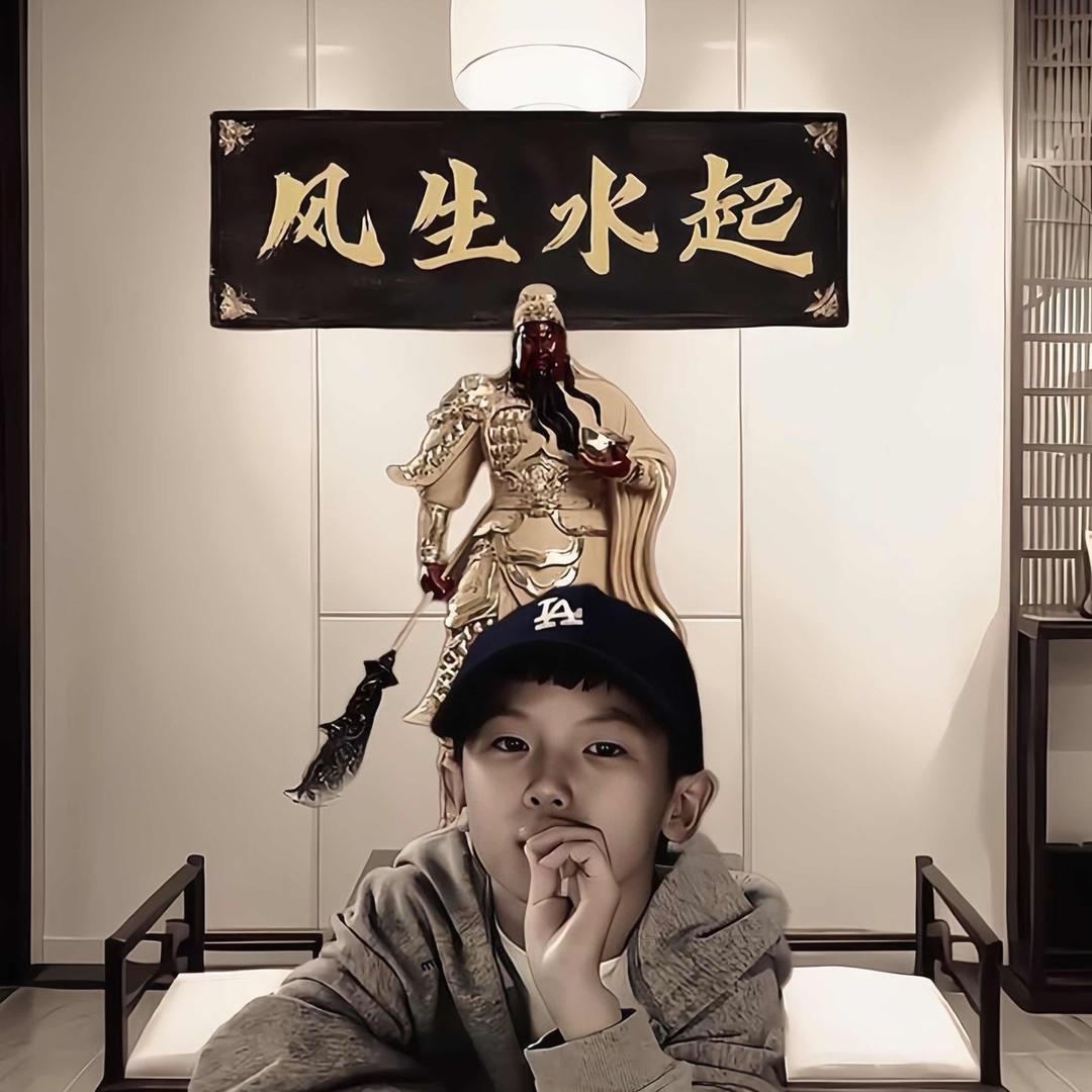 _鲸小鲸🎤°