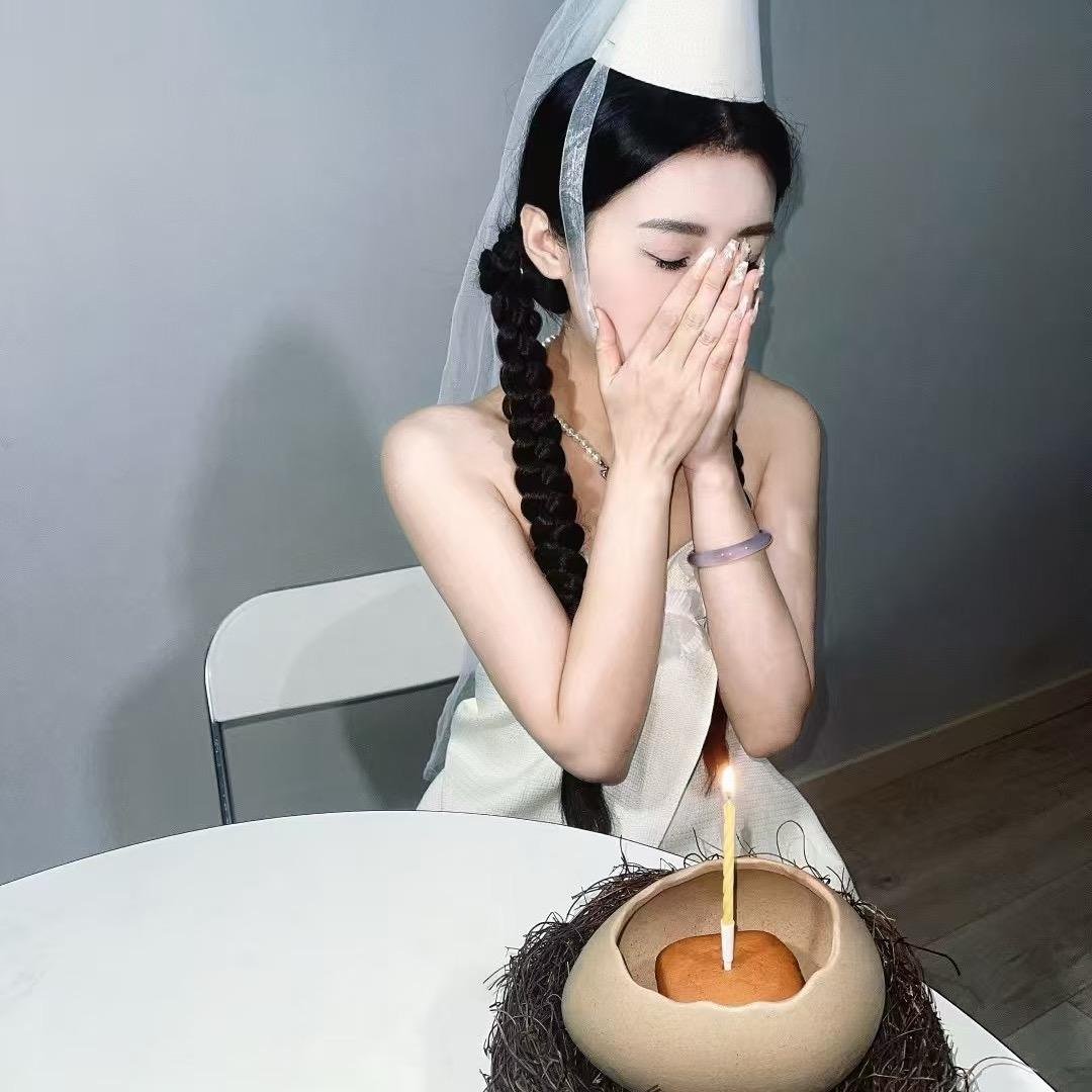 蜡笔小葵.