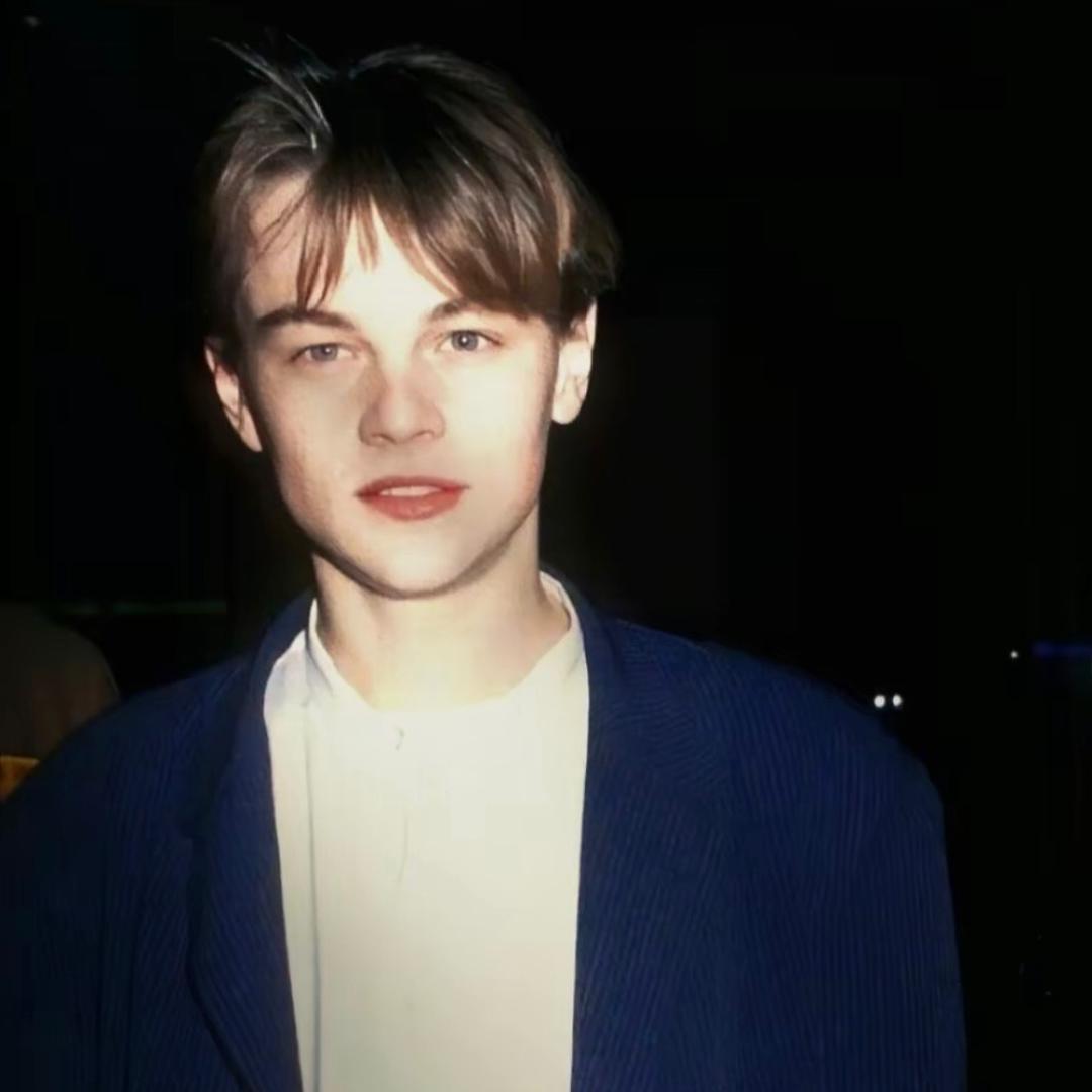 性感帅气大蟑螂居然还有好多腋毛