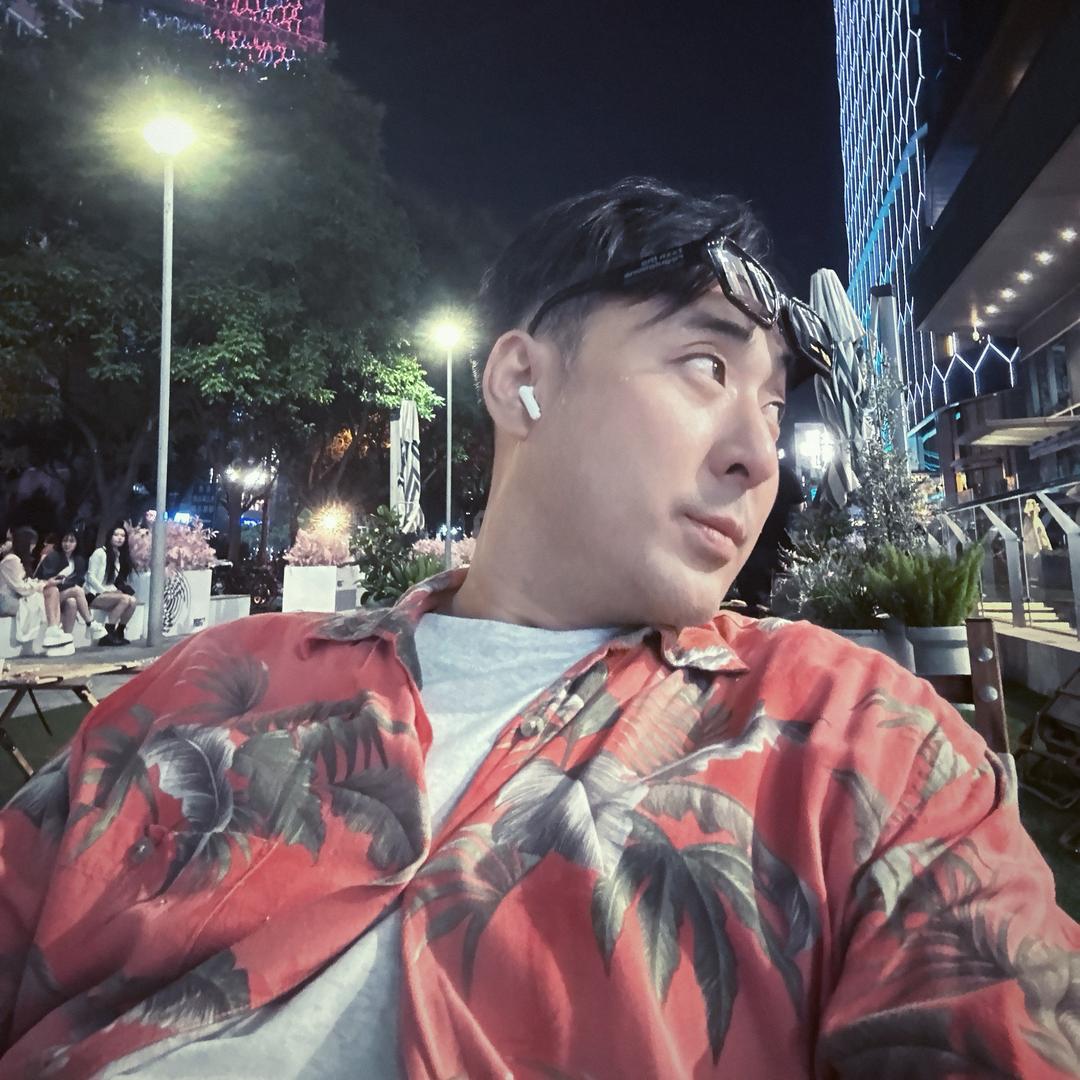 颖哥爱喝水