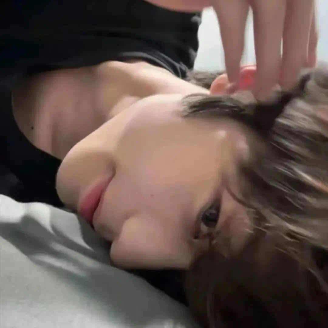 wRyy