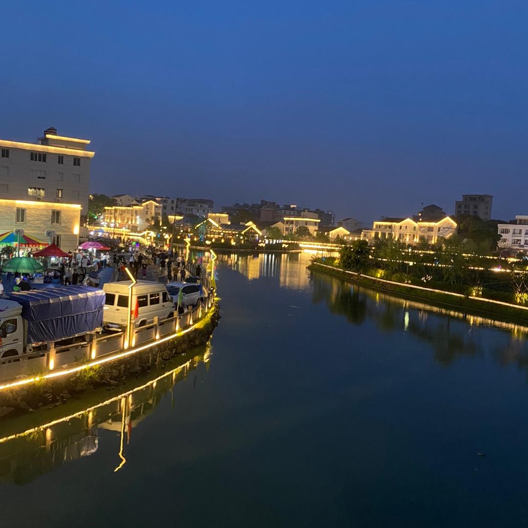 凡夫俗子，红尘网内