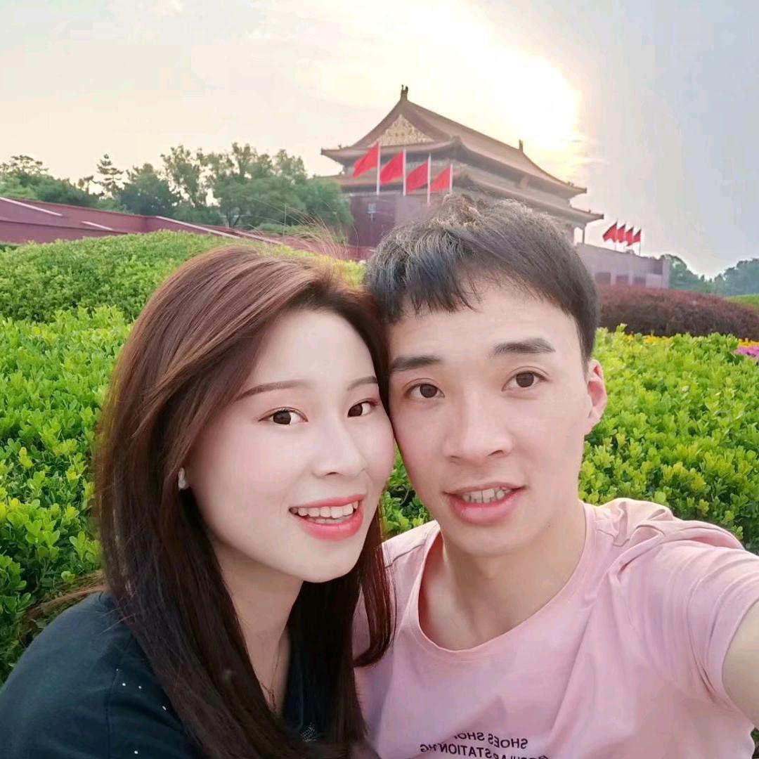 进哥🔥夫妇