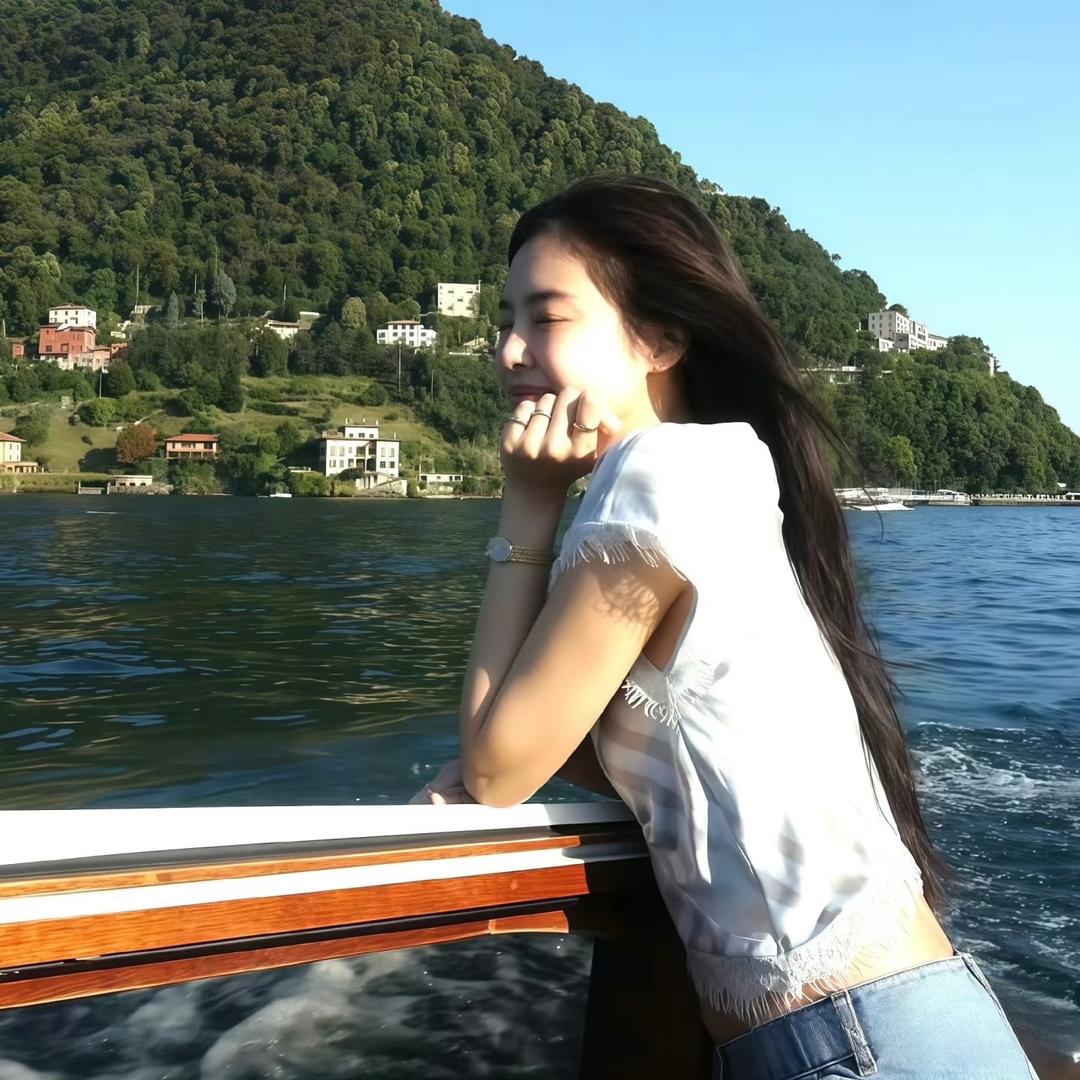 睡觉啦小美
