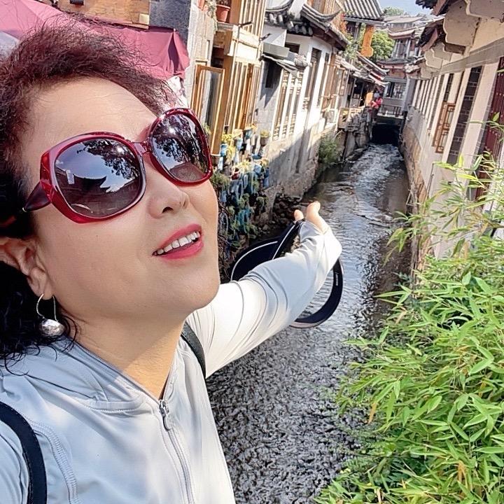 常营伟杰姐姐