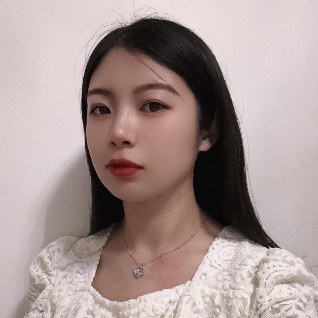 微微一笑倾城吖
