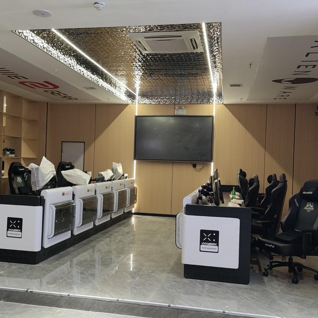 喀什鲨鱼电竞网咖官方号