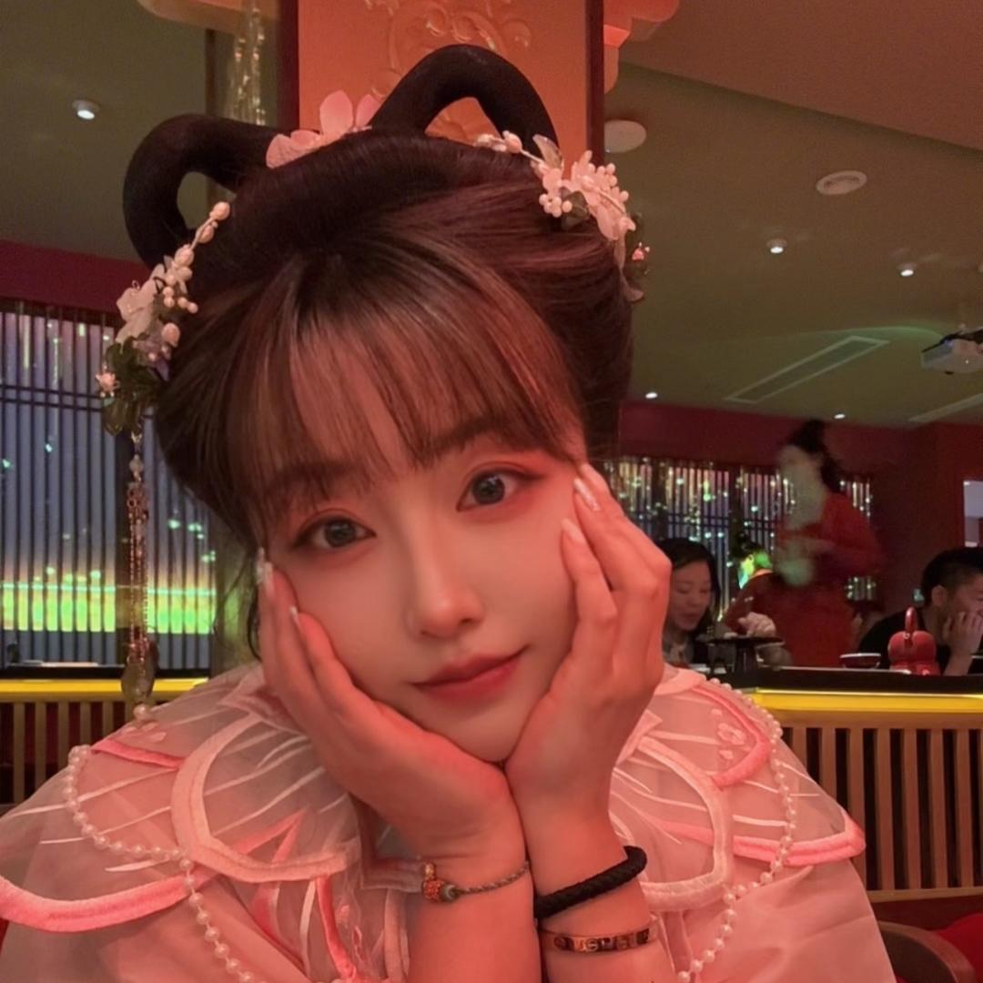 杨杨💕得亿